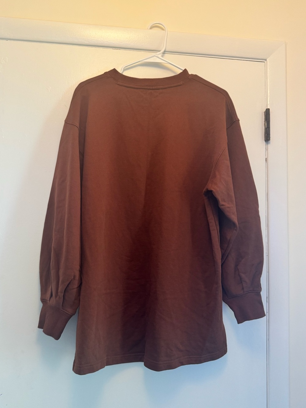 Veiled New York Crew Neck NWOT - Picture 6 of 6